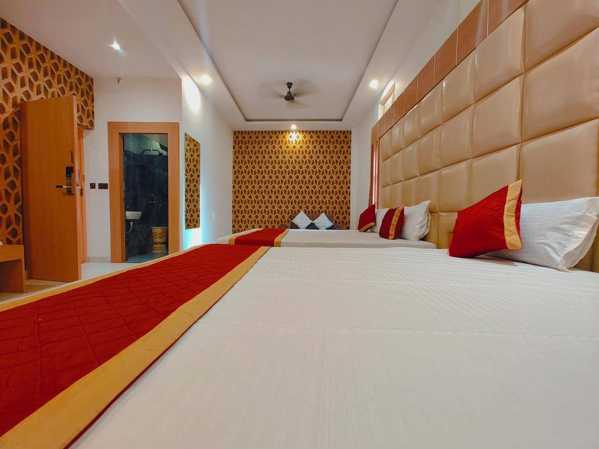 Avadh Sunshine Palace Hotel And Resort Ayodhya Eksteriør billede