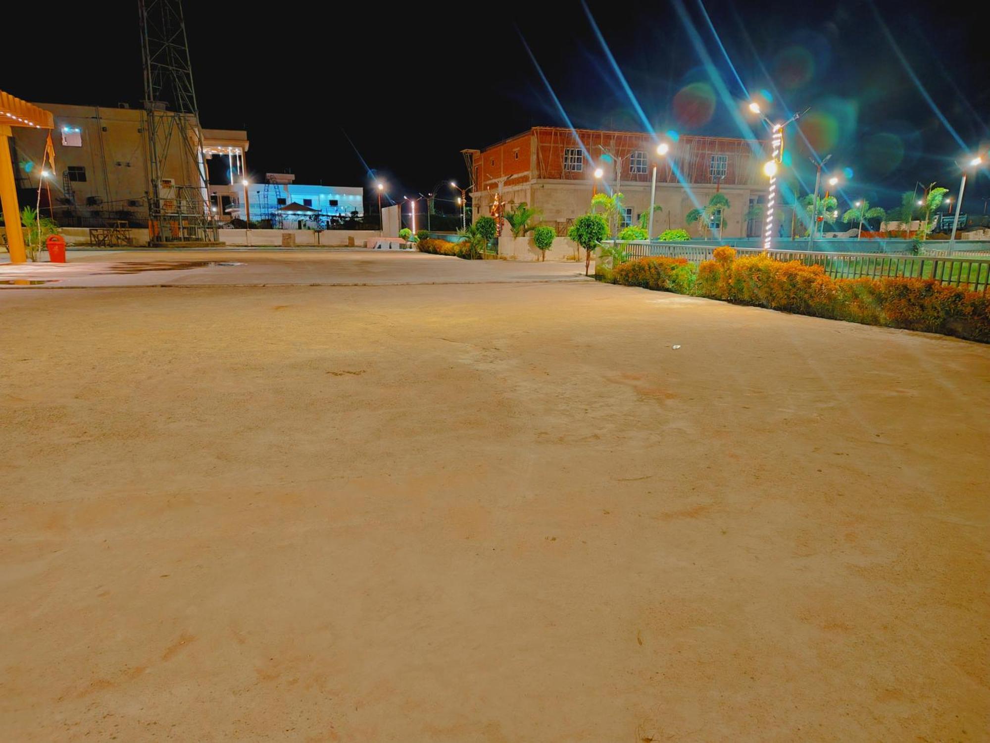 Avadh Sunshine Palace Hotel And Resort Ayodhya Eksteriør billede