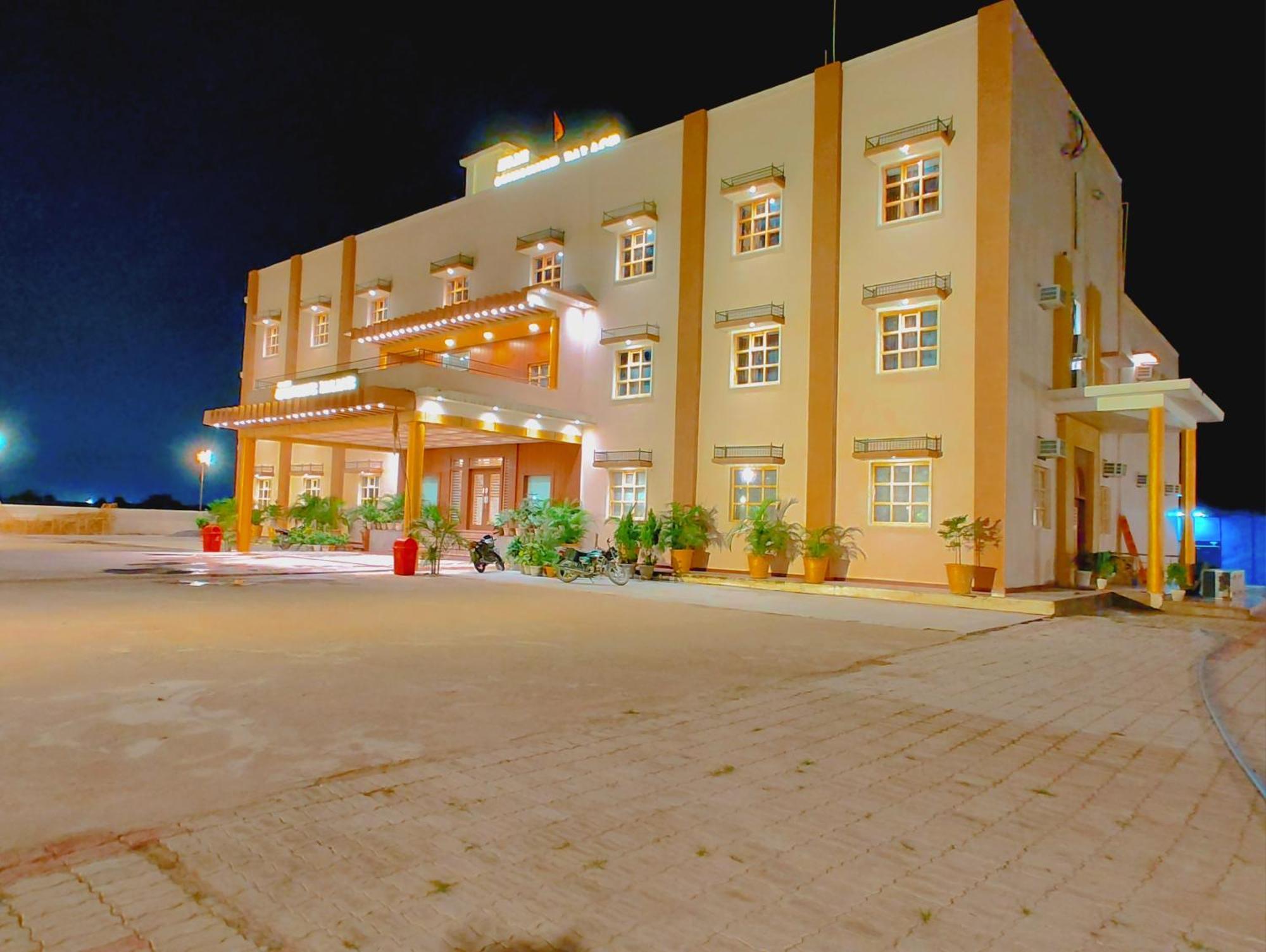 Avadh Sunshine Palace Hotel And Resort Ayodhya Eksteriør billede