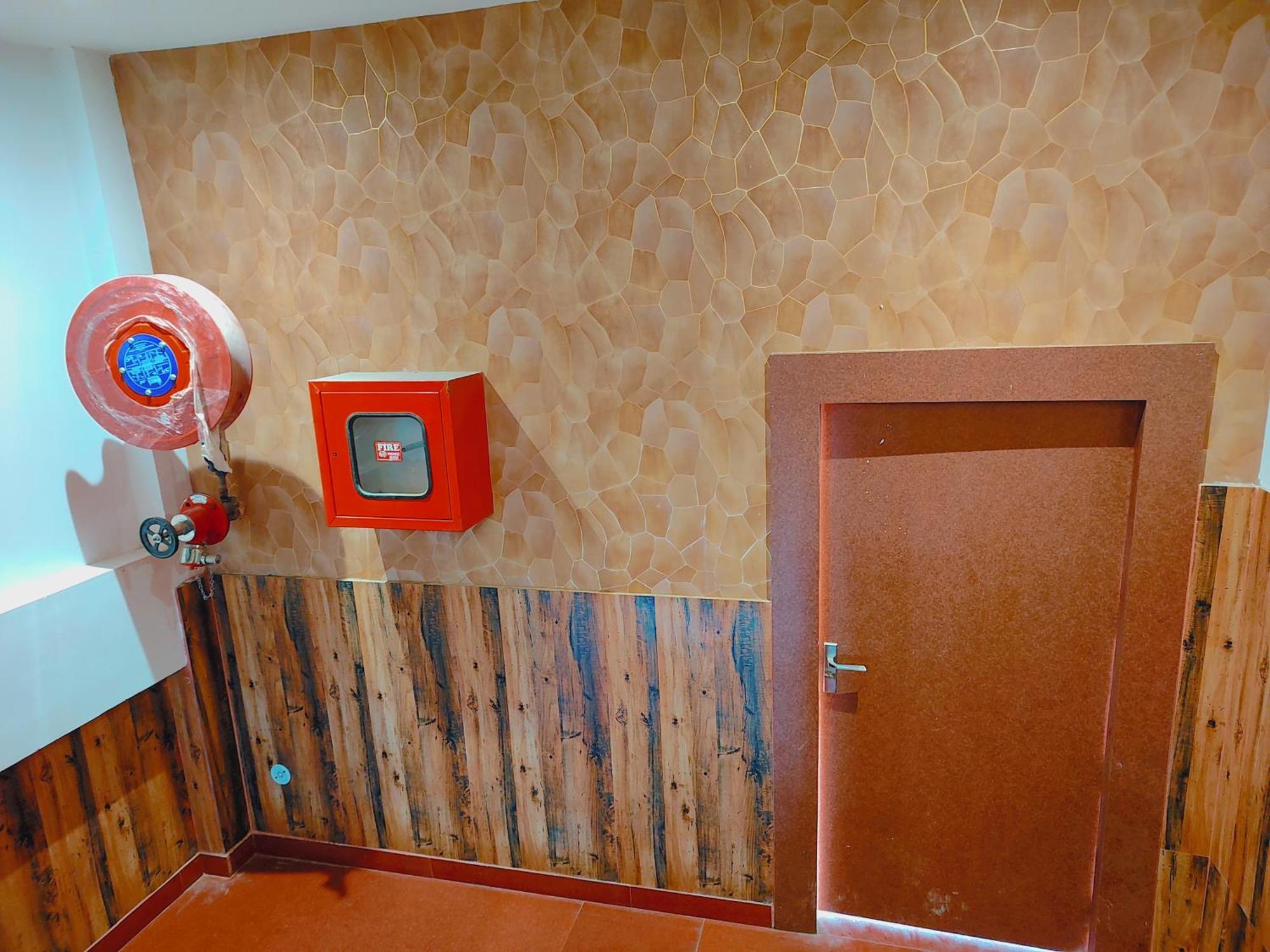 Avadh Sunshine Palace Hotel And Resort Ayodhya Eksteriør billede