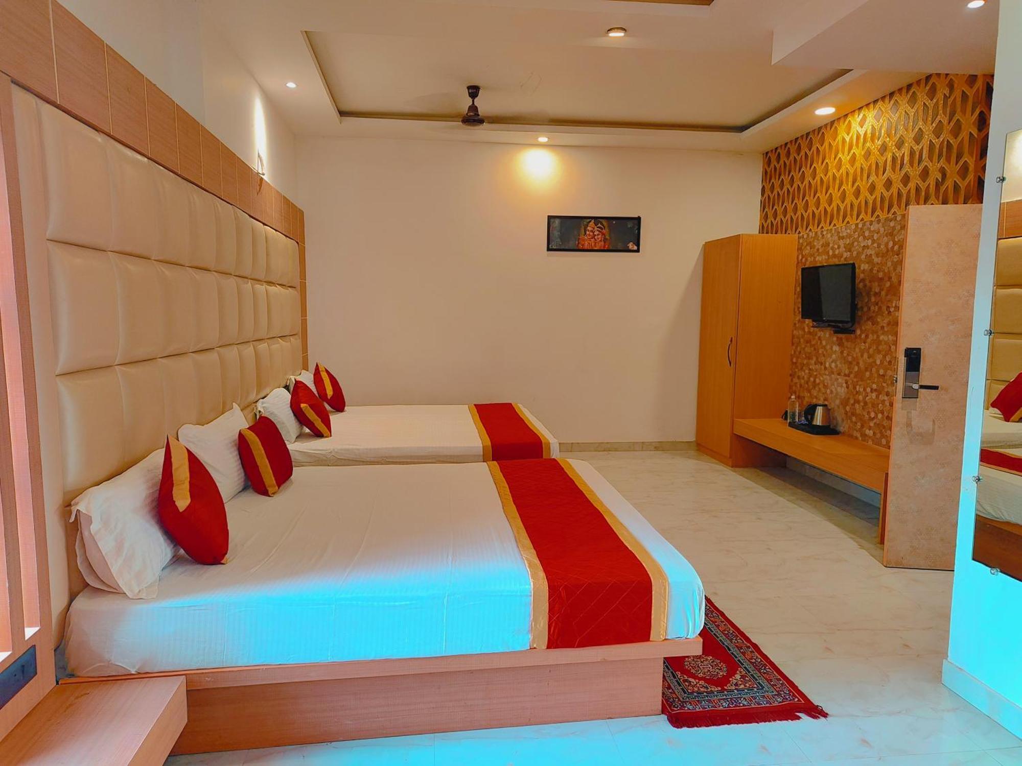 Avadh Sunshine Palace Hotel And Resort Ayodhya Eksteriør billede
