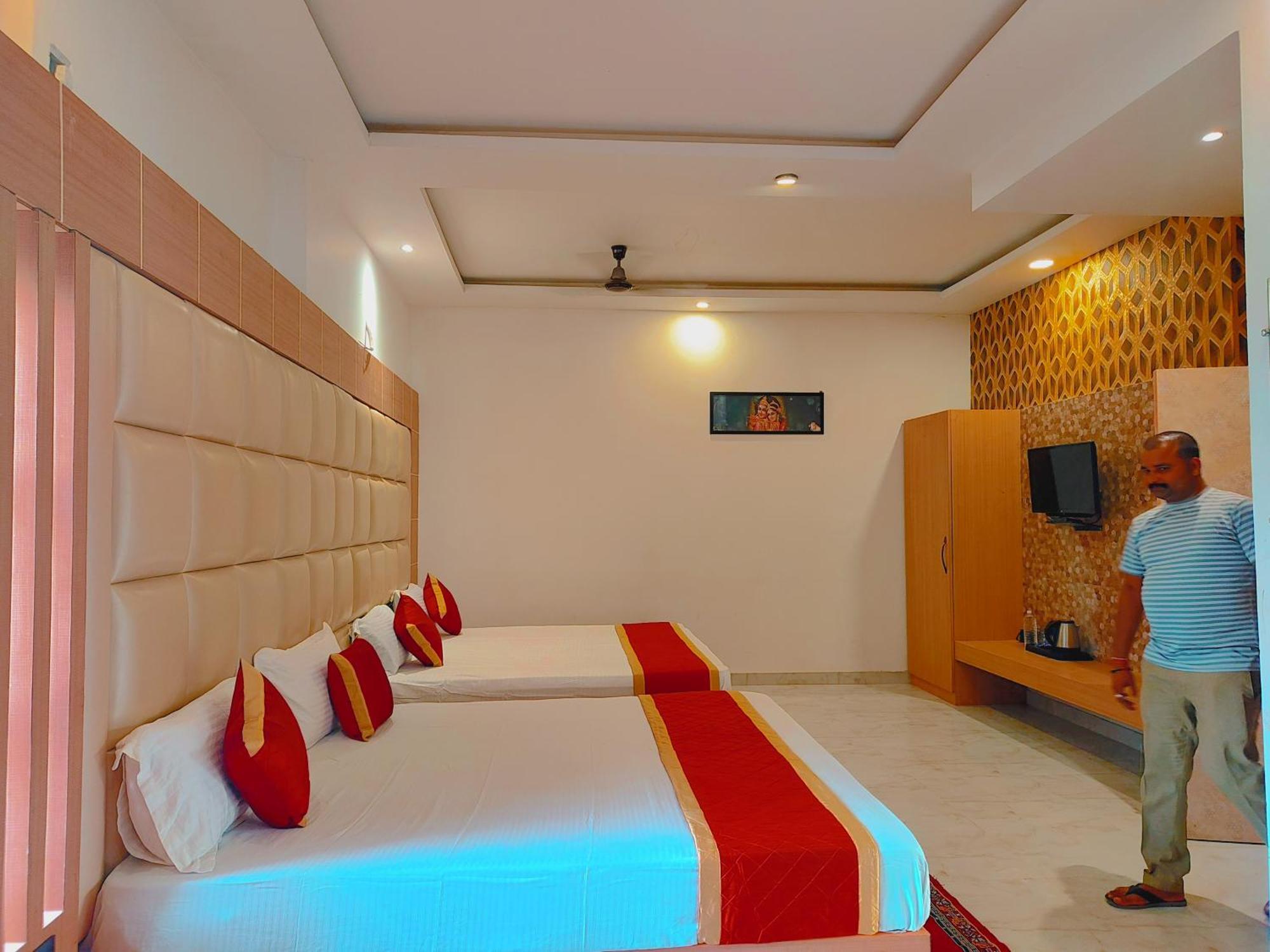 Avadh Sunshine Palace Hotel And Resort Ayodhya Eksteriør billede